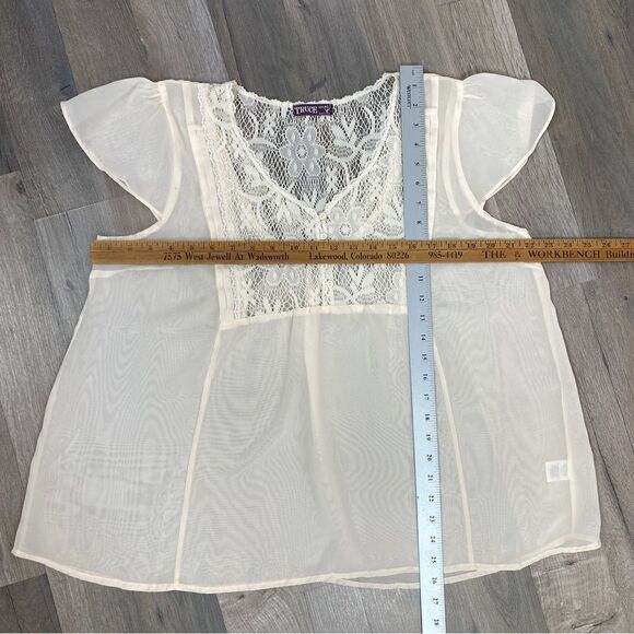 Truce Chiffon Lace Sheer Flutter Sleeve Blouse Cream Large - Picture 11 of 11